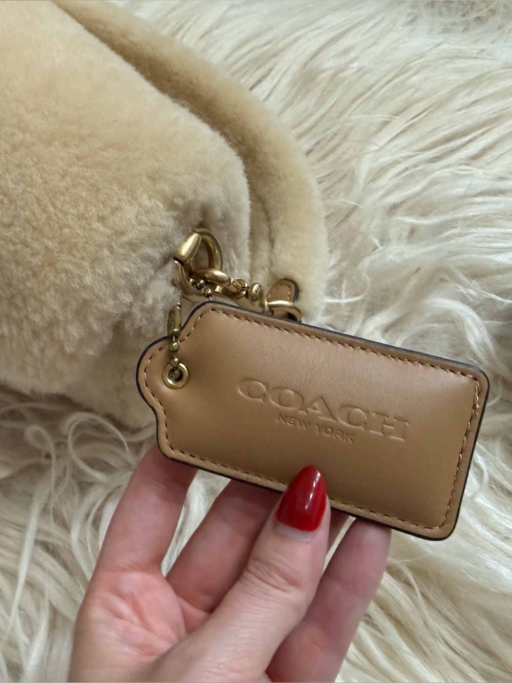 Coach Pillow Tabby Shoulder Bag Shearling 26 - Picture 5 of 15